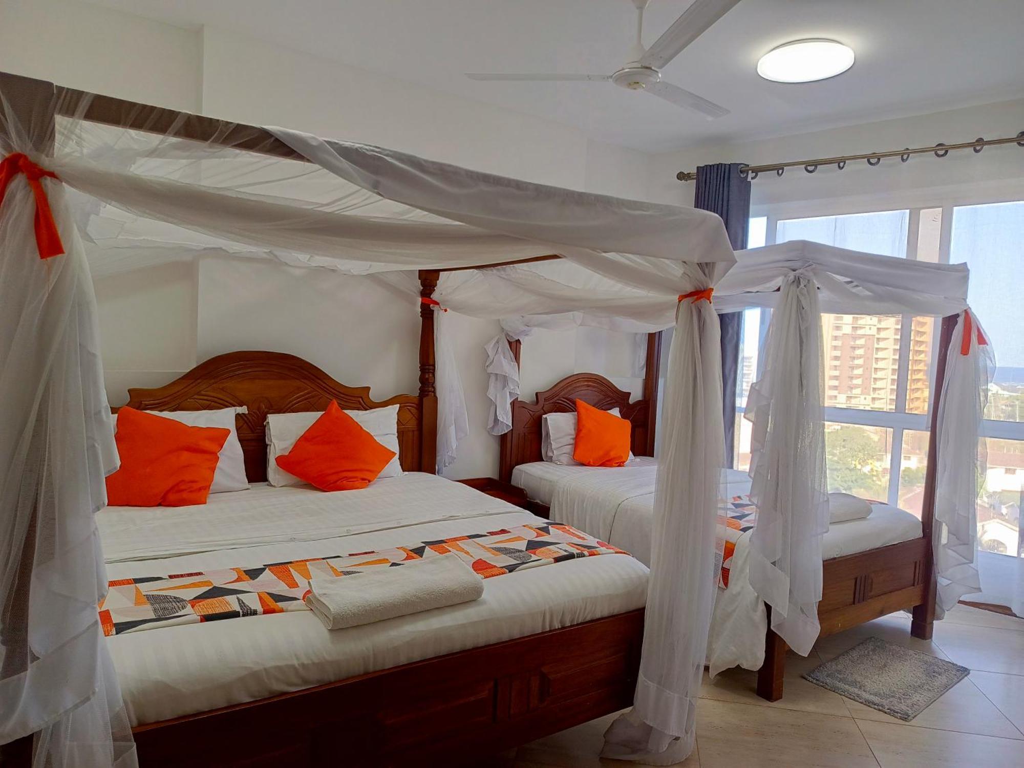 Savannah Lions Exquisite Apartment モンバサ エクステリア 写真